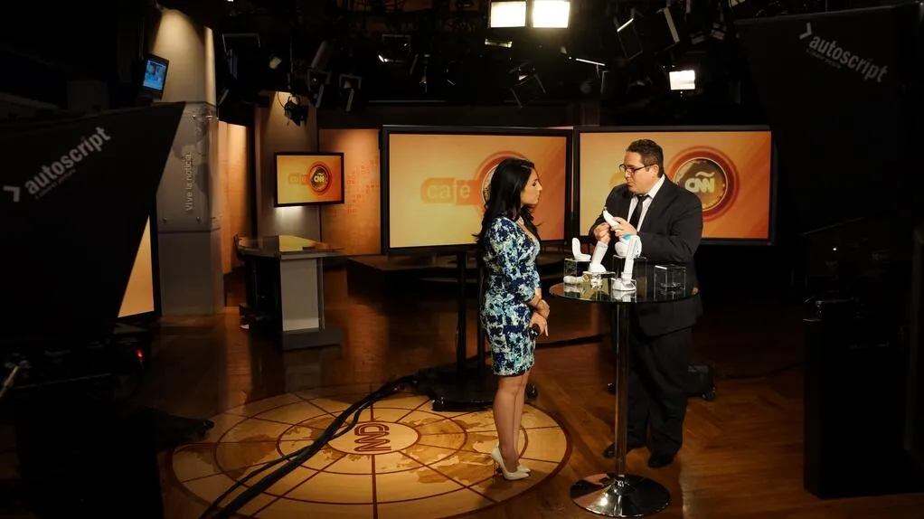 For the Tech and Coquette - Best Beauty Gadgets on CNN en Español
